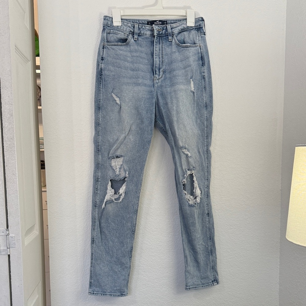 Hollister Women's Straight Leg Jeans in Light Blue